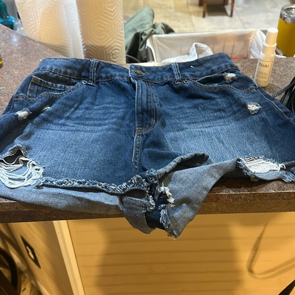 5/$25.00 REWASH Super High Rise Vintage Revival Shorts Size 13/31 ladies - Picture 1 of 2